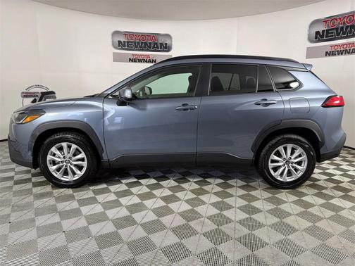 2023 Toyota Corolla Cross LE