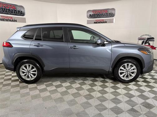 2023 Toyota Corolla Cross LE