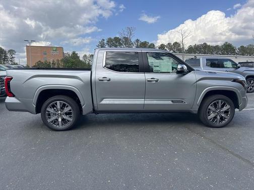 2025 Toyota Tundra Hybrid Capstone
