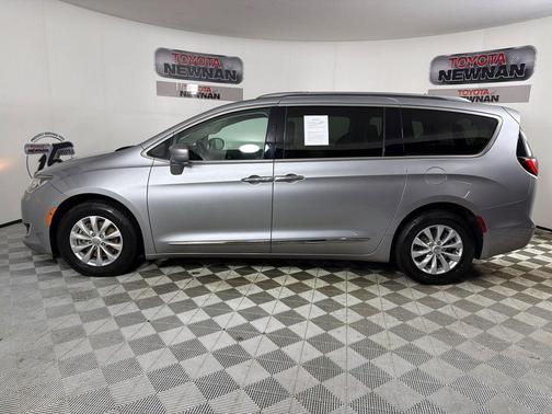 2018 Chrysler Pacifica Touring-L