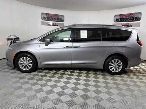 2018 Chrysler Pacifica Touring-L