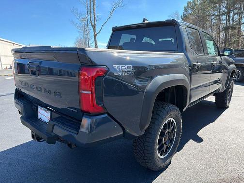 2026 Toyota Tacoma Hybrid TRD Off Road