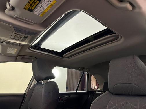 Blueprint 2022 Toyota RAV4 Hybrid XLE