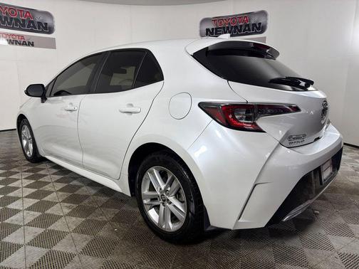 Wind Chill Pearl 2021 Toyota Corolla SE