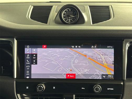 2023 Porsche Macan T