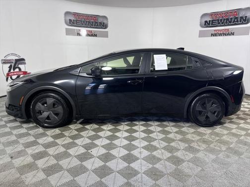 2024 Toyota Prius LE