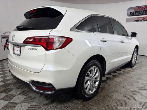 White Diamond Pearl 2017 Acura RDX Base