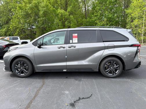 Heavy Metal 2026 Toyota Sienna XSE 7 Passenger