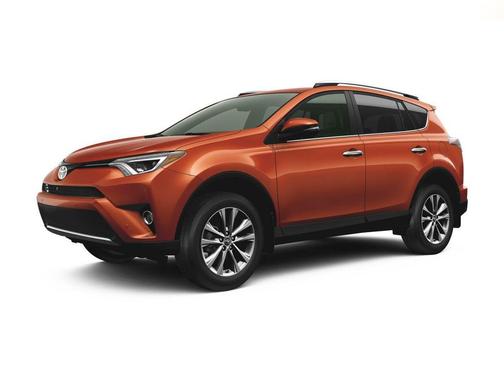 Super White 2018 Toyota RAV4 XLE