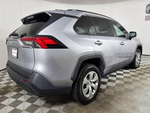 Silver Sky Metallic 2021 Toyota RAV4 LE