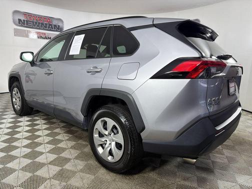 Silver Sky Metallic 2021 Toyota RAV4 LE