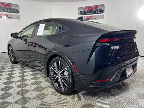 2024 Toyota Prius XLE