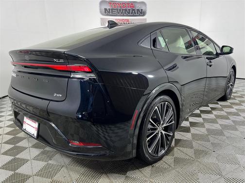 2024 Toyota Prius XLE