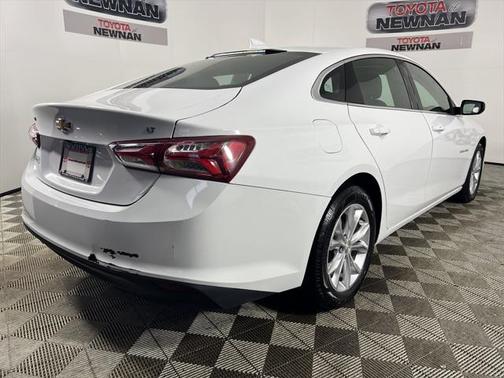 2021 Chevrolet Malibu FWD LT