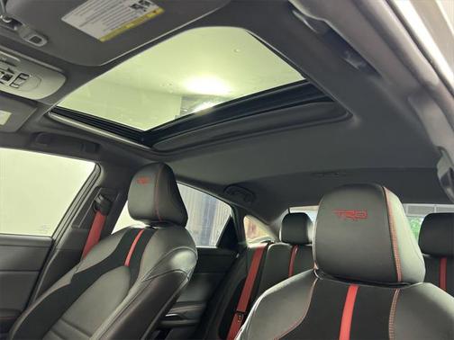 2020 Toyota Avalon TRD