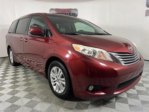 2016 Toyota Sienna XLE Premium