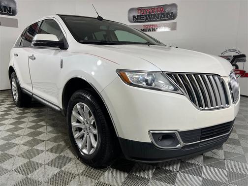 2014 Lincoln MKX Base