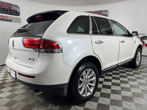 2014 Lincoln MKX Base