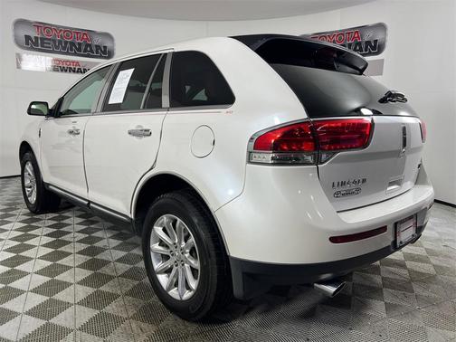 2014 Lincoln MKX Base