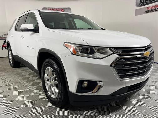 2021 Chevrolet Traverse LT Leather