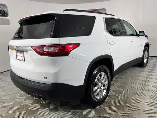 2021 Chevrolet Traverse LT Leather