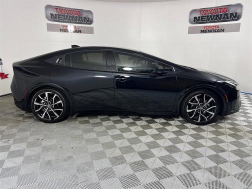 2025 Toyota Prius Plug-In Hybrid XSE Premium