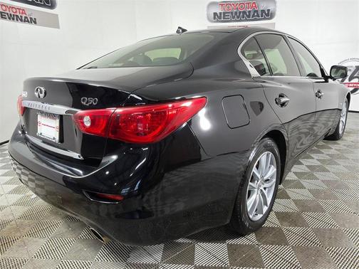 2015 INFINITI Q50 Premium