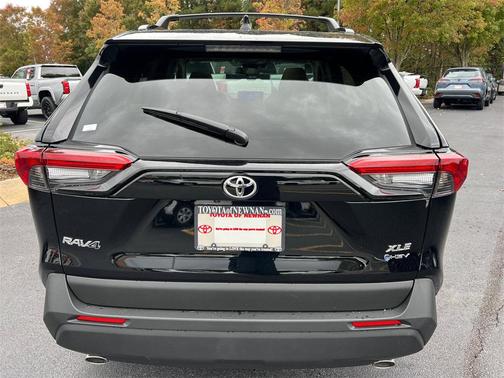 2025 Toyota RAV4 Hybrid XLE Premium