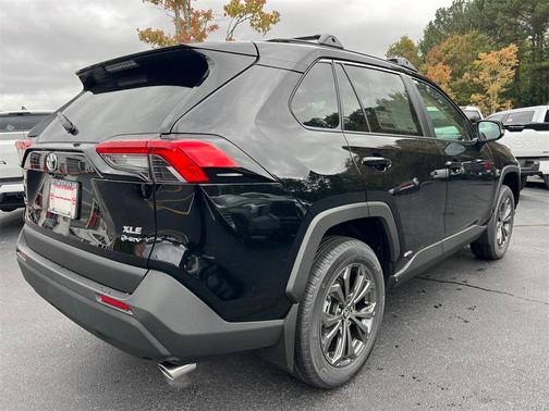 2025 Toyota RAV4 Hybrid XLE Premium