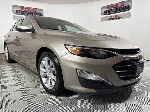 2022 Chevrolet Malibu FWD LT