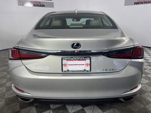2021 Lexus ES 350 Base