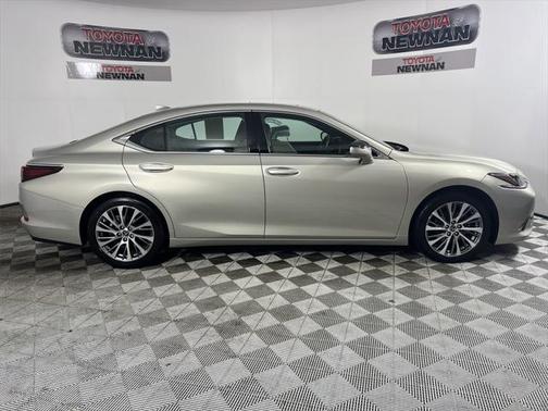 2021 Lexus ES 350 Base