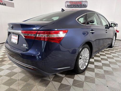 Parisian Night Pearl 2015 Toyota Avalon Hybrid Limited