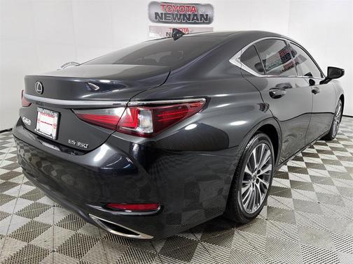 2021 Lexus ES 350 Base