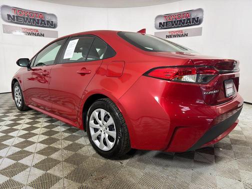 Barcelona Red Metallic 2021 Toyota Corolla LE