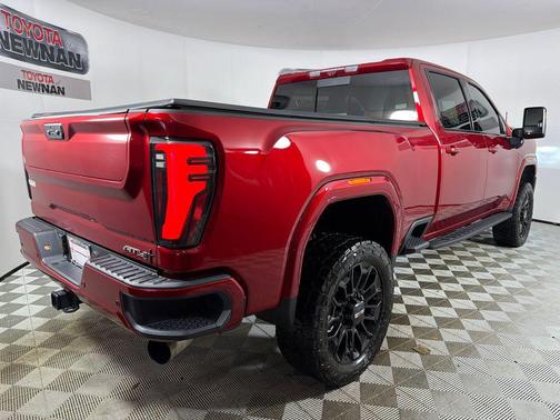 2025 GMC Sierra 2500 AT4