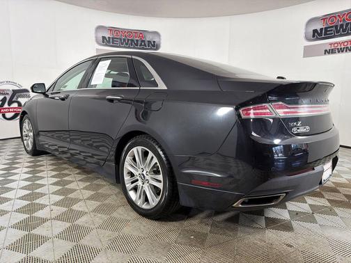2015 Lincoln MKZ Hybrid Base