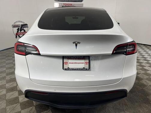 2021 Tesla Model Y Standard Range Rear-Wheel Drive