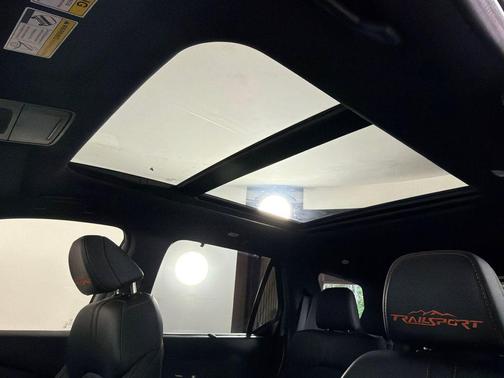 Sonic Gray Pearl 2025 Honda Pilot TrailSport