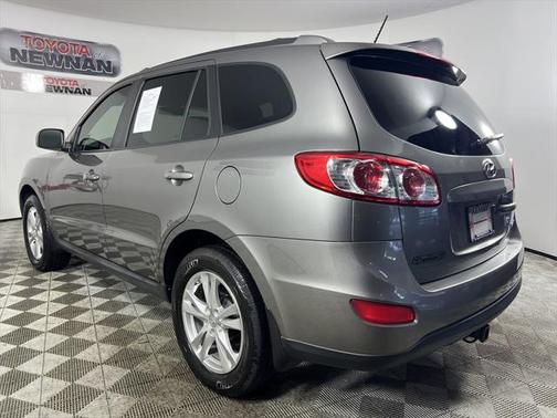 2011 Hyundai SANTA FE SE