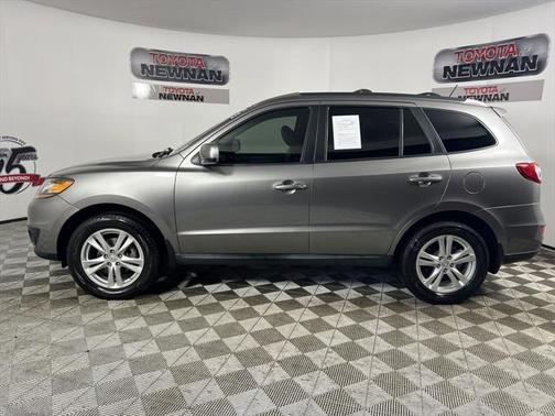 2011 Hyundai SANTA FE SE
