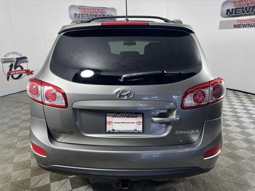 2011 Hyundai SANTA FE SE