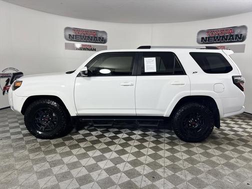 2024 Toyota 4Runner SR5