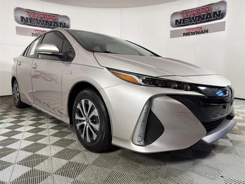 2022 Toyota Prius Prime XLE