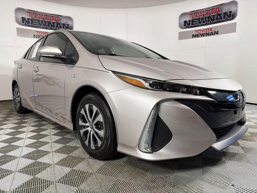 2022 Toyota Prius Prime XLE