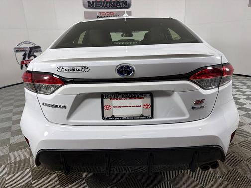 2025 Toyota Corolla Hybrid SE