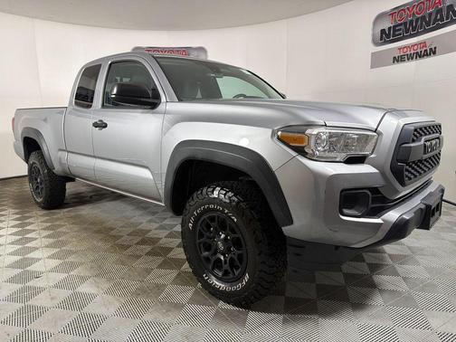 2019 Toyota Tacoma SR