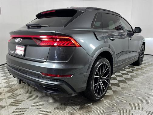 2022 Audi Q8 55 Prestige