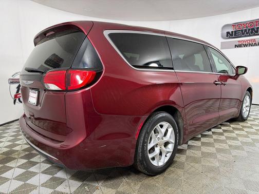 2018 Chrysler Pacifica Touring Plus