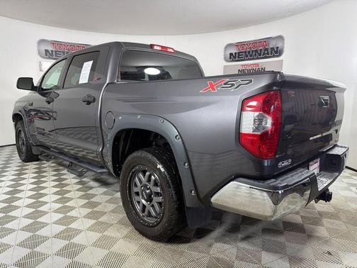 2018 Toyota Tundra SR5
